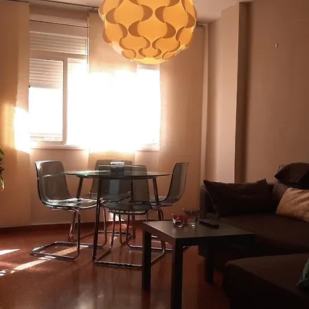 Apto Grande 2 Hab Free Parking Big 2rooms Apartamento *